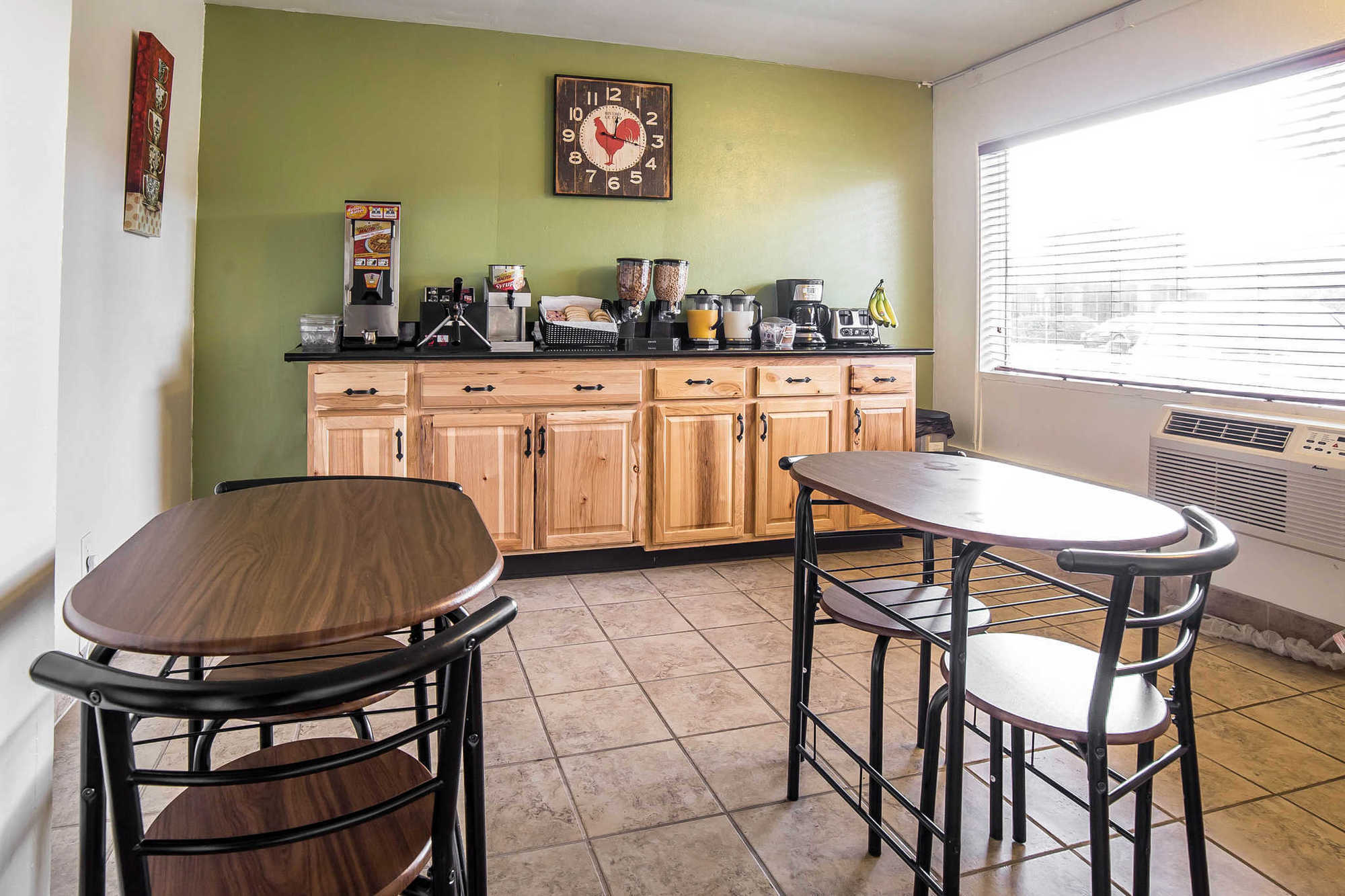 Rodeway Inn & Suites Pendleton Facilidades foto